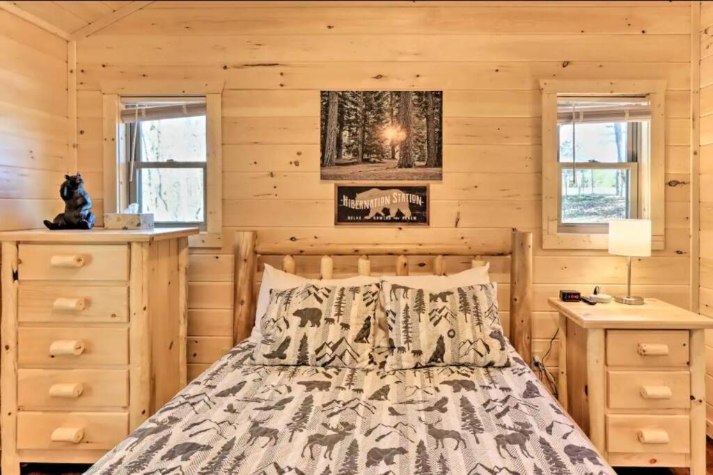 New Serene, Fun & Comfy Cabin- Covered Deck, Grill, Arcade Murphy Dış mekan fotoğraf